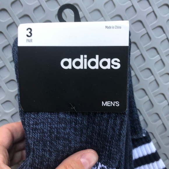 NWT Adidas Men’s 3-pack 3-stripe crew style socks - Picture 4 of 7